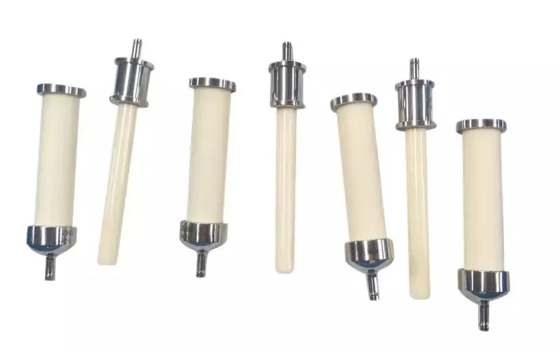 نمای نزدیک پمپ پلانجری سرامیکی