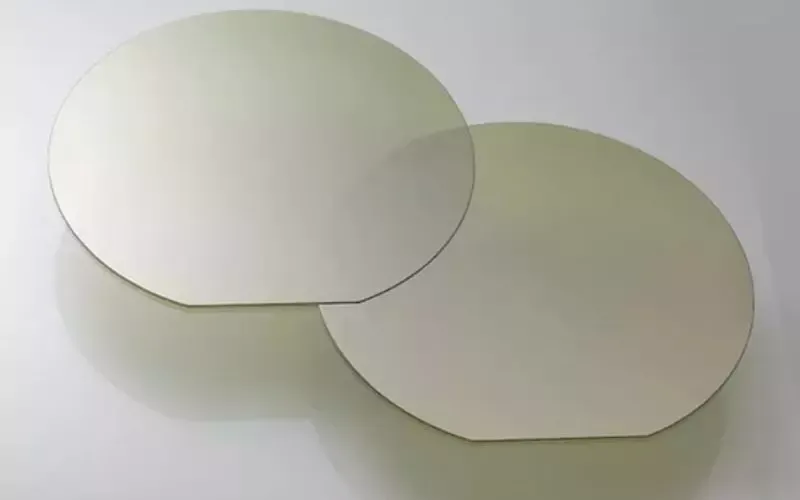 زیرلایه‌های سرامیکی پیشرفته SiC برای کاربردهای توان و RF