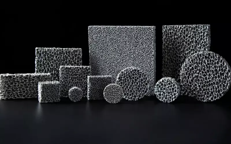 فوم کاربید سیلیکون چیست؟ بررسی کاربردها، مزایا و نحوه عملکرد در صنایع